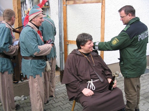 Robin 07.JPG